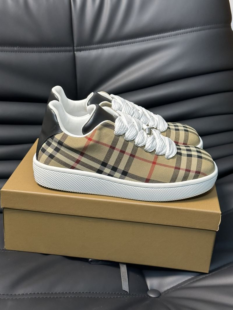 Burberry Low Shoes